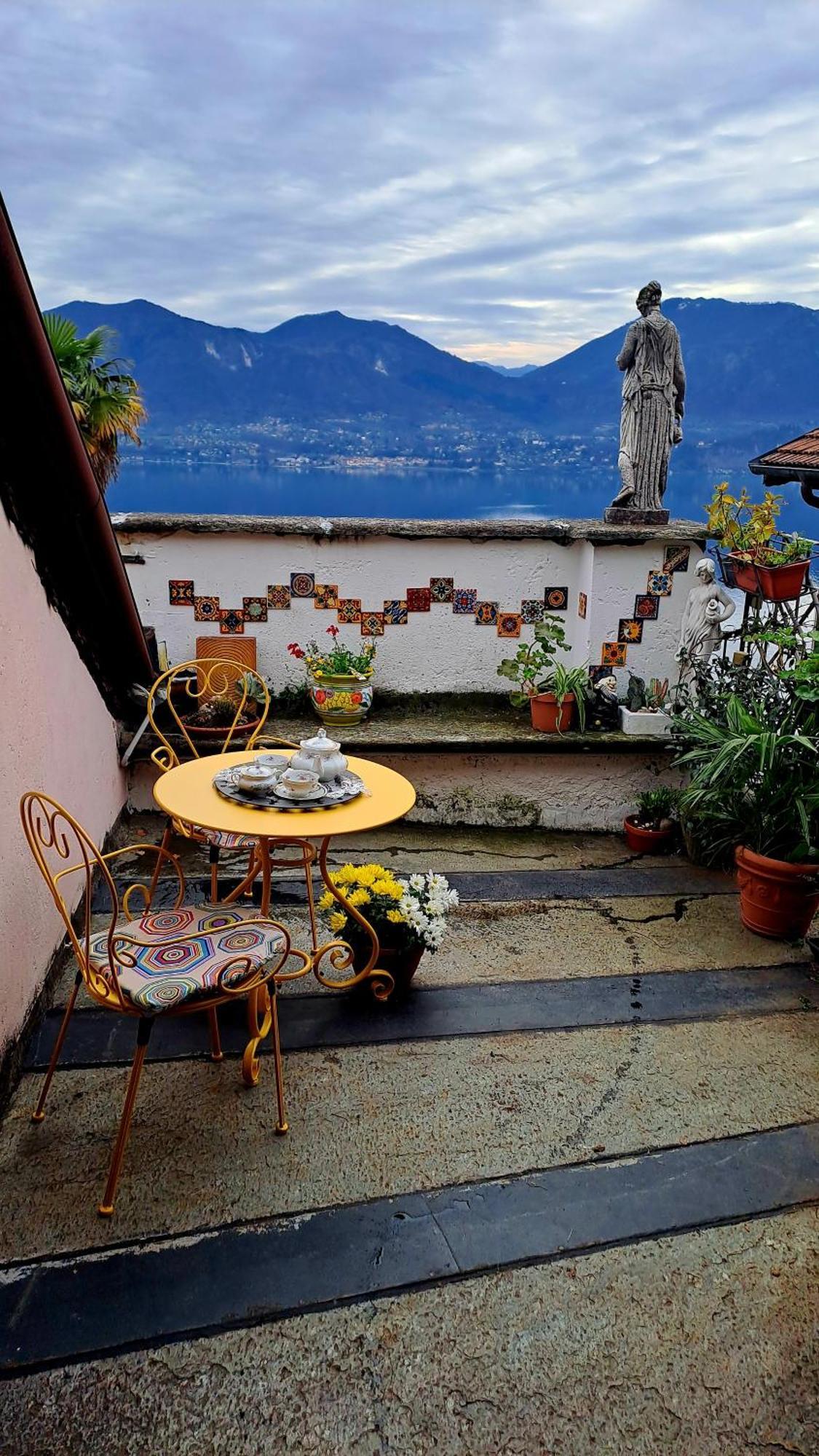 Antica Casa Al Lago Oggebio Extérieur photo